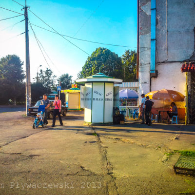 Obok tego kwasu zresztą.